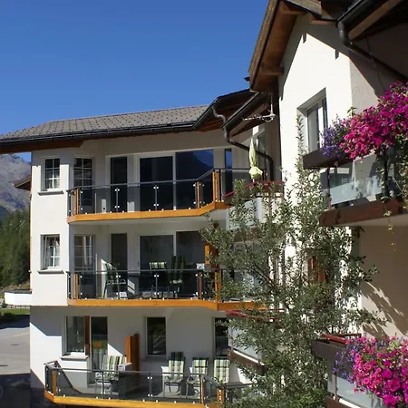 Appartement Haus Alpenrose Appartement-fewo Alpenrose 7-bettwohnung Dg Ost By Interhome
