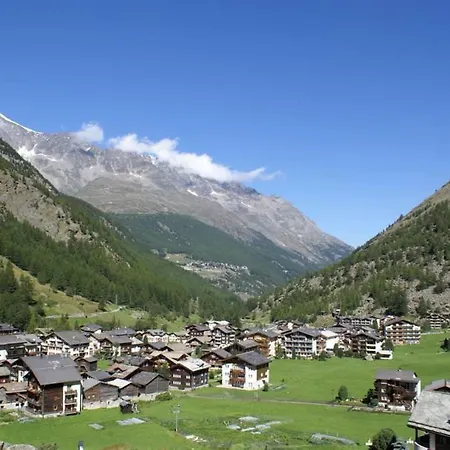 Haus Alpenrose Appartement-fewo Alpenrose 7-bettwohnung Dg Ost By Interhome